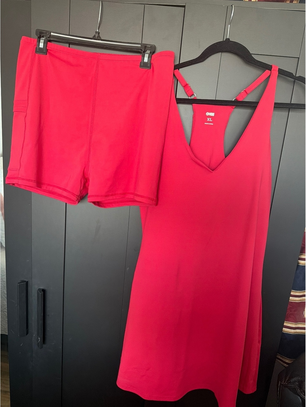 NOE Women’s Red 2 Piece Matching Set Tank Top & Shorts Size XL